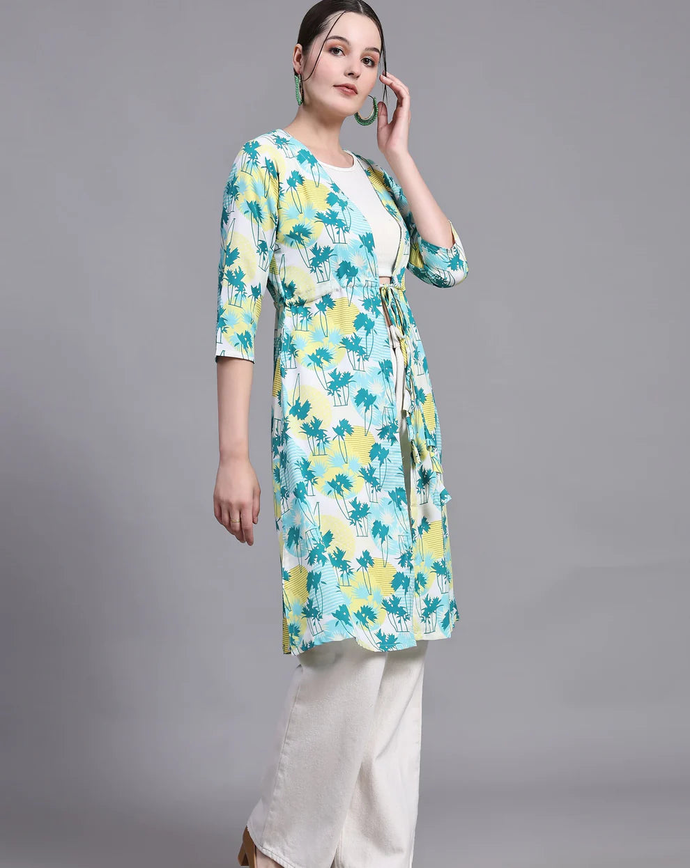 Women's Tropical Print White Shrug