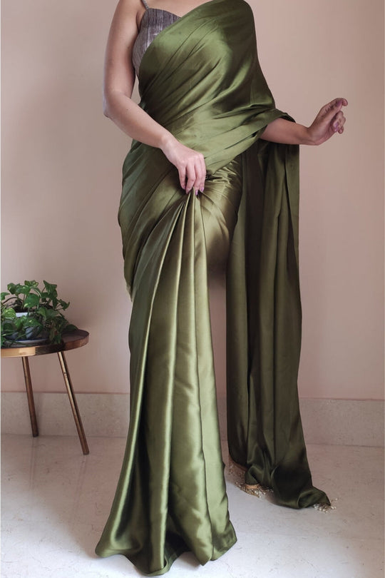 Women's Ready to Wear POISON GREEN Satin Silk 1 Minute Pre Pleated Heavy Saree with Designer Hand Work Tassels