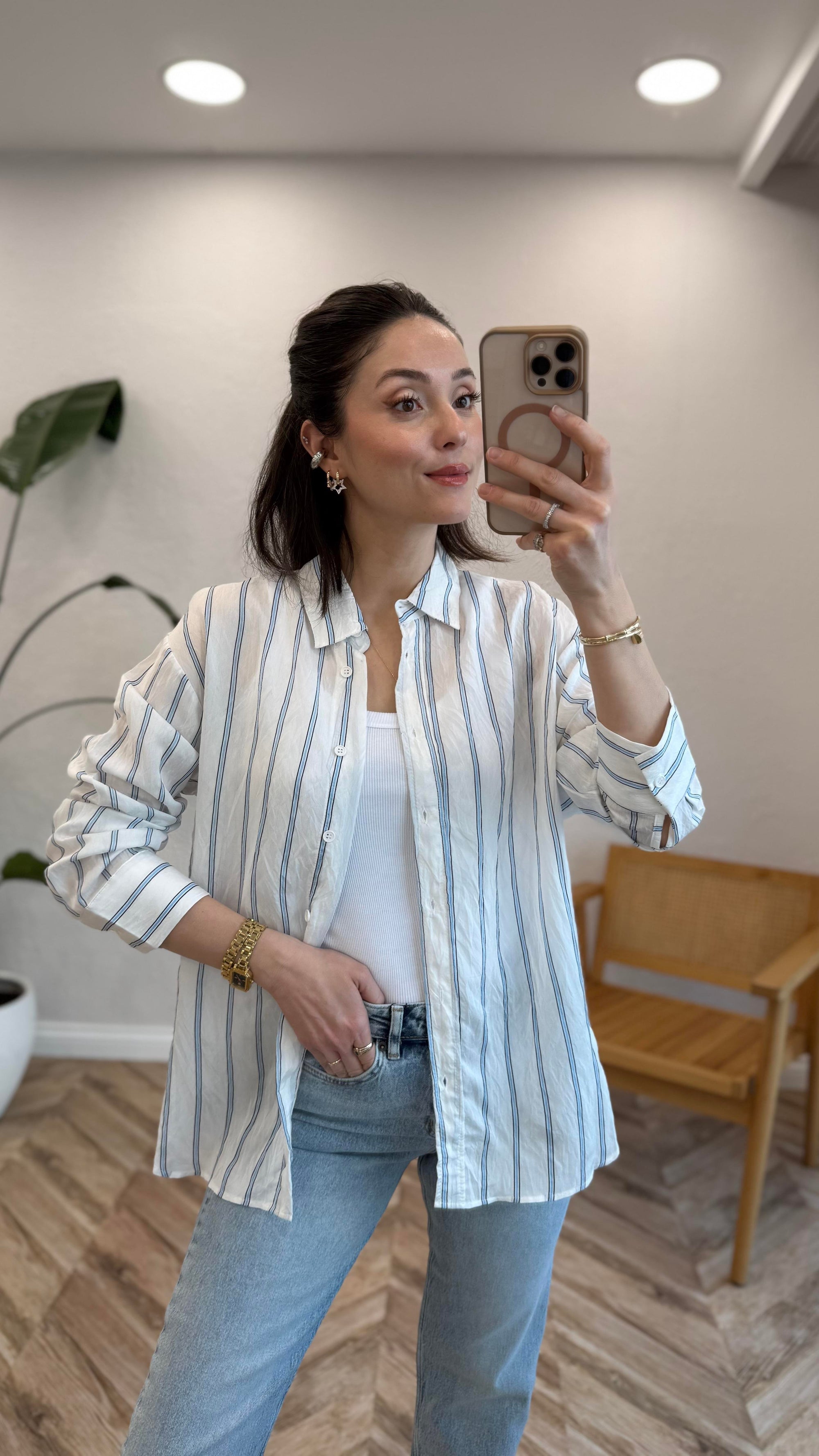 Oversized Shirts Breathable, lightweight, ideal for everyday wear