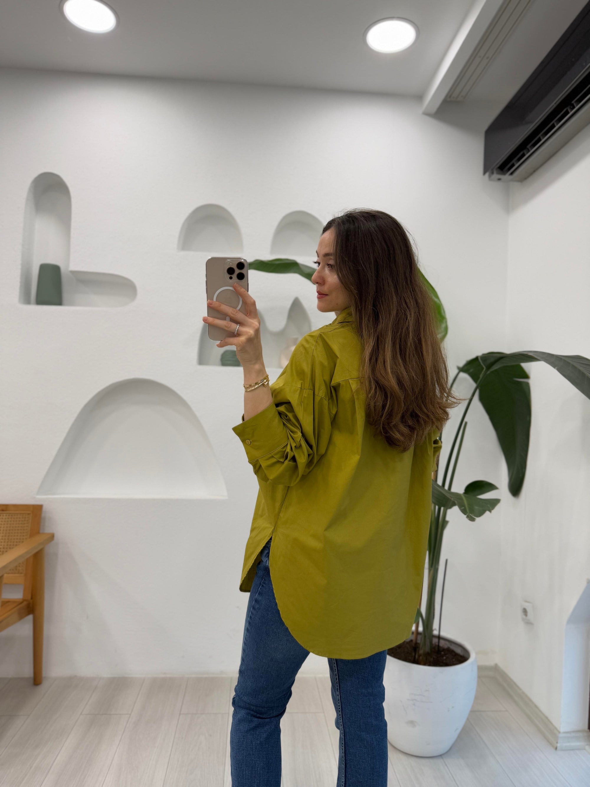 Oversized Shirts Breathable, lightweight, ideal for everyday wear