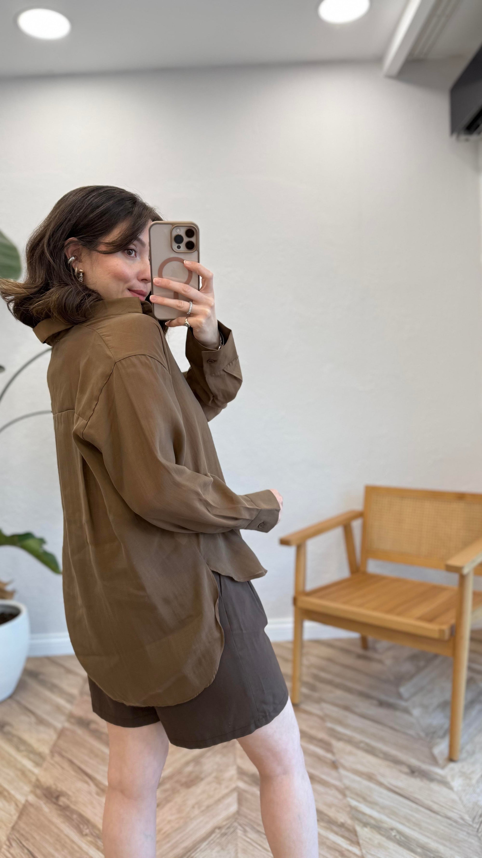 Oversized Shirts Breathable, lightweight, ideal for everyday wear