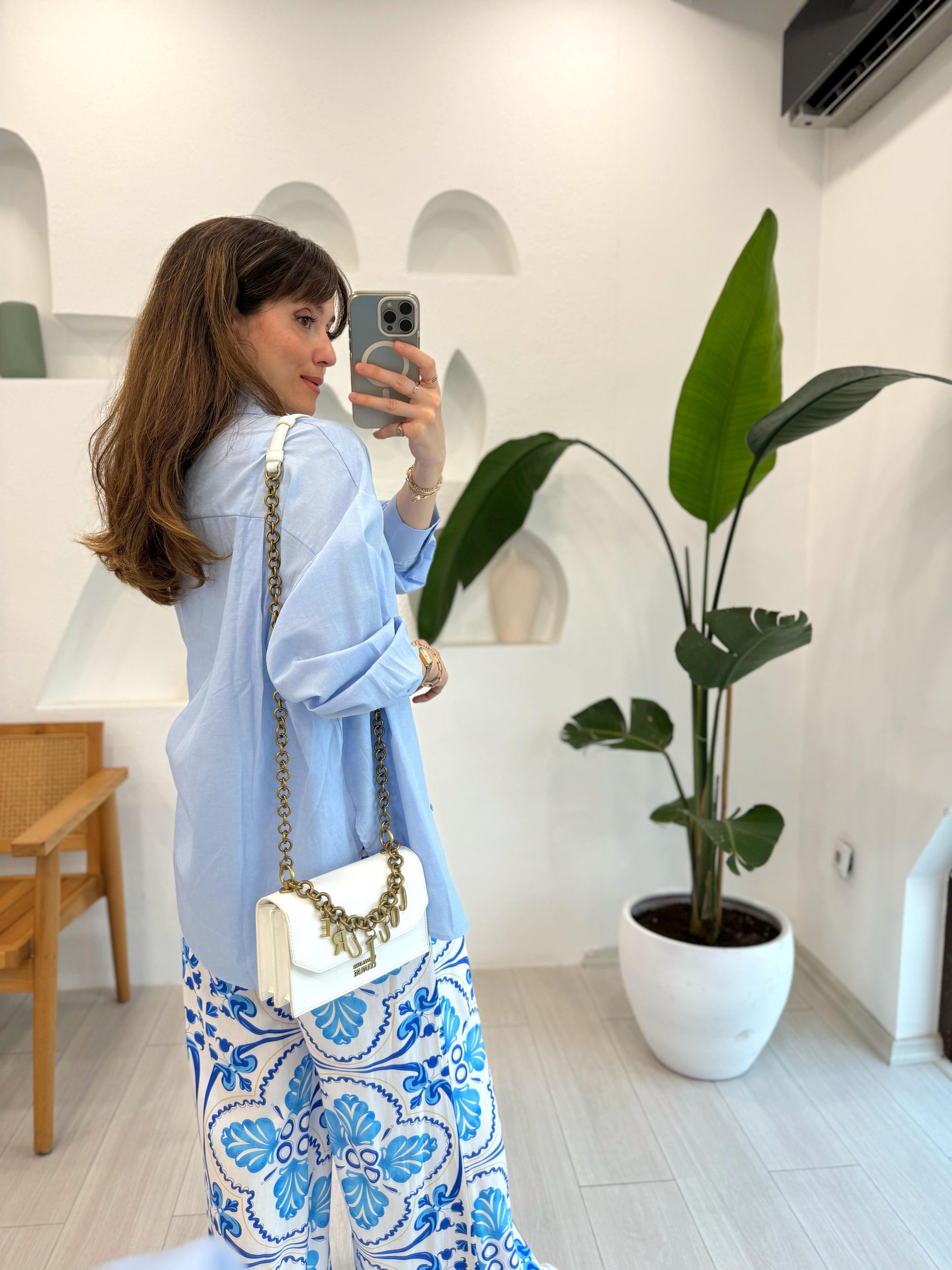 Oversized Shirts Breathable, lightweight, ideal for everyday wear