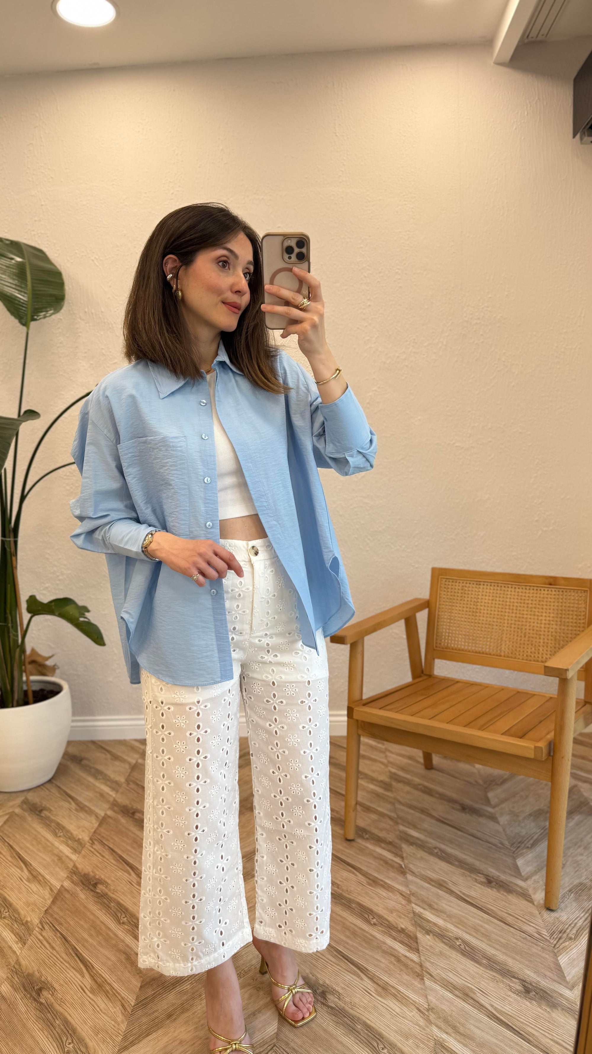 Oversized Shirts Breathable, lightweight, ideal for everyday wear