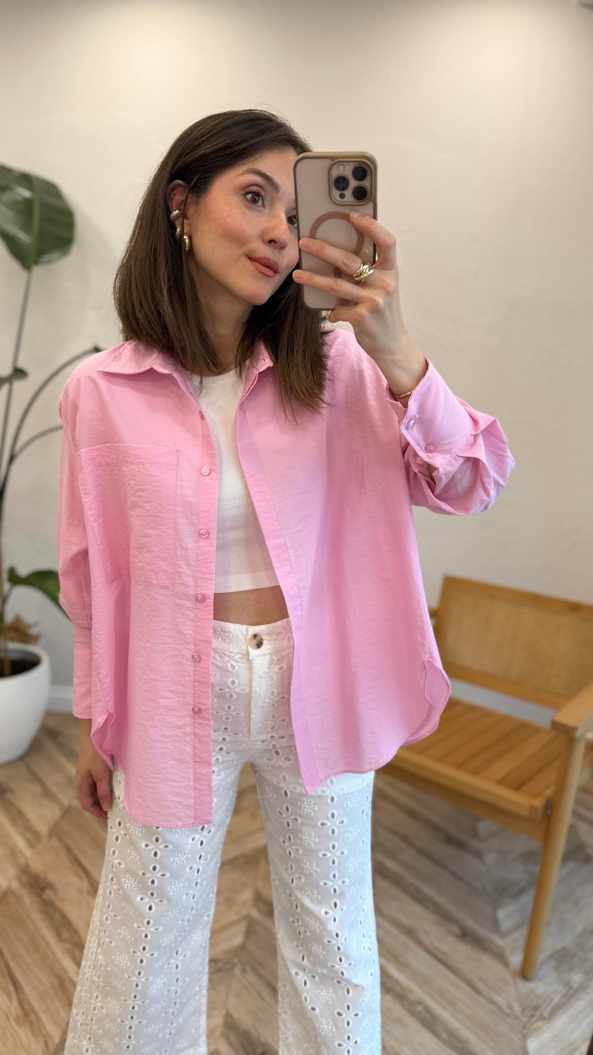 Oversized Shirts Breathable, lightweight, ideal for everyday wear