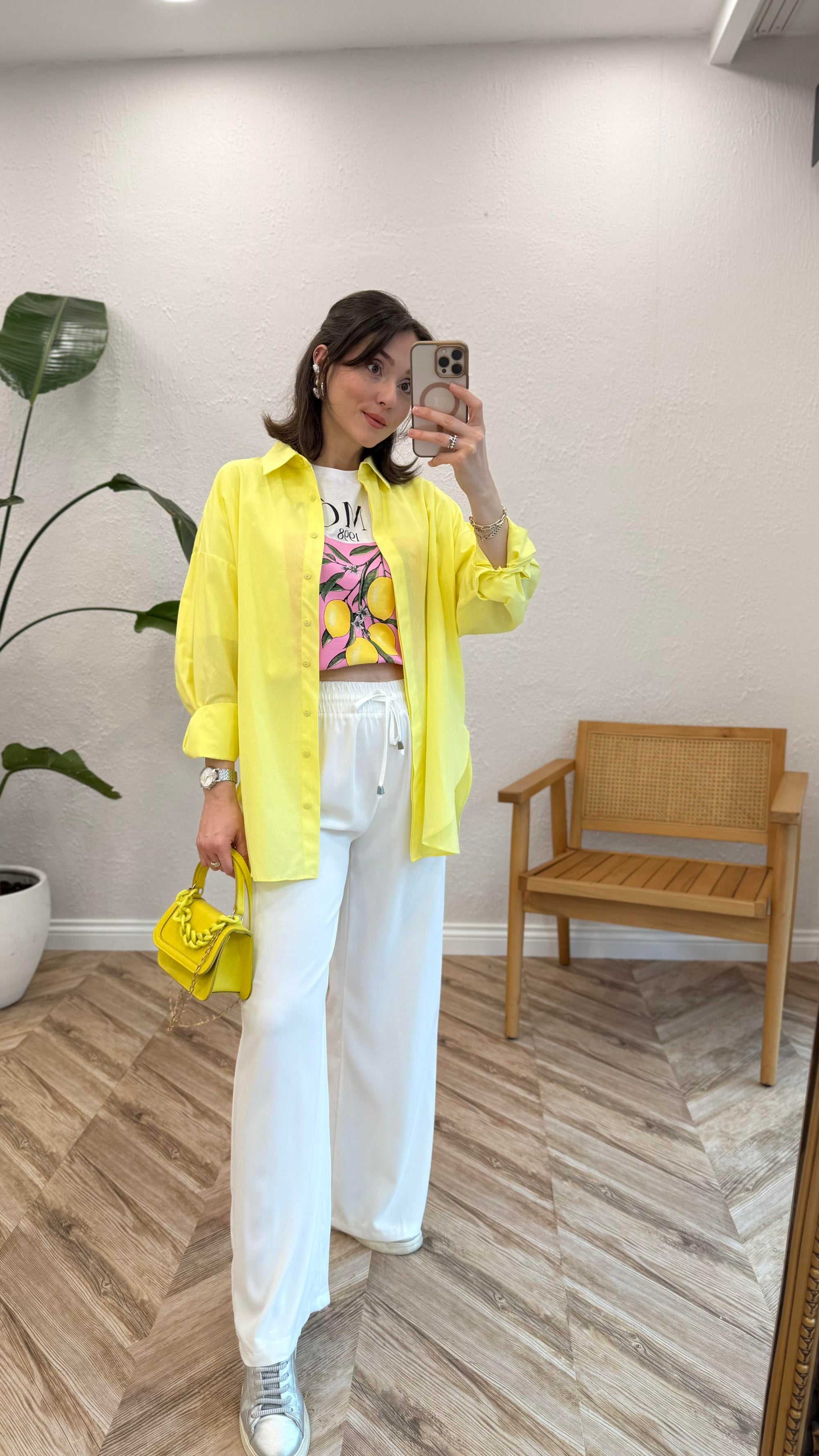 Oversized Shirts Breathable, lightweight, ideal for everyday wear