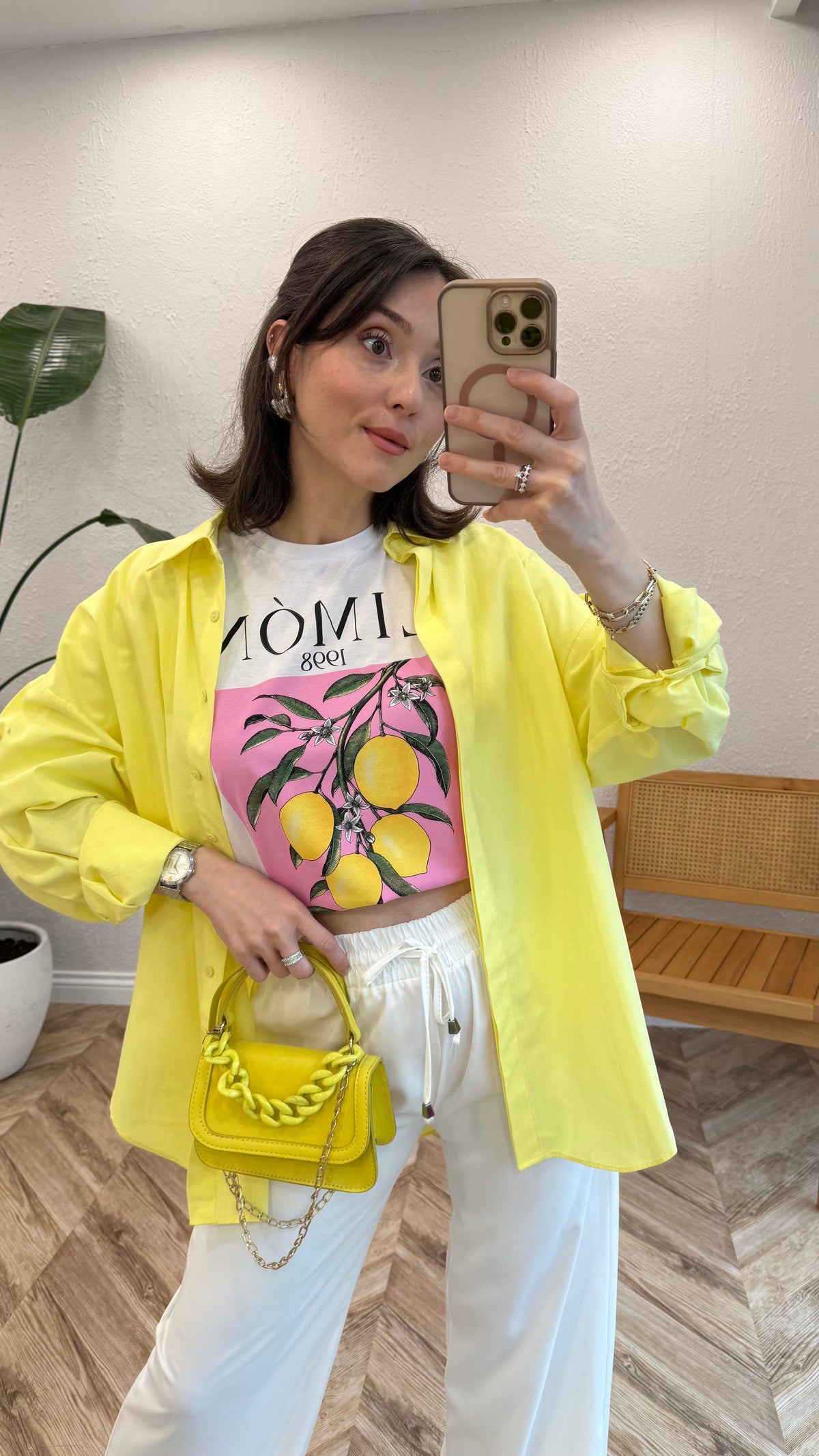 Oversized Shirts Breathable, lightweight, ideal for everyday wear