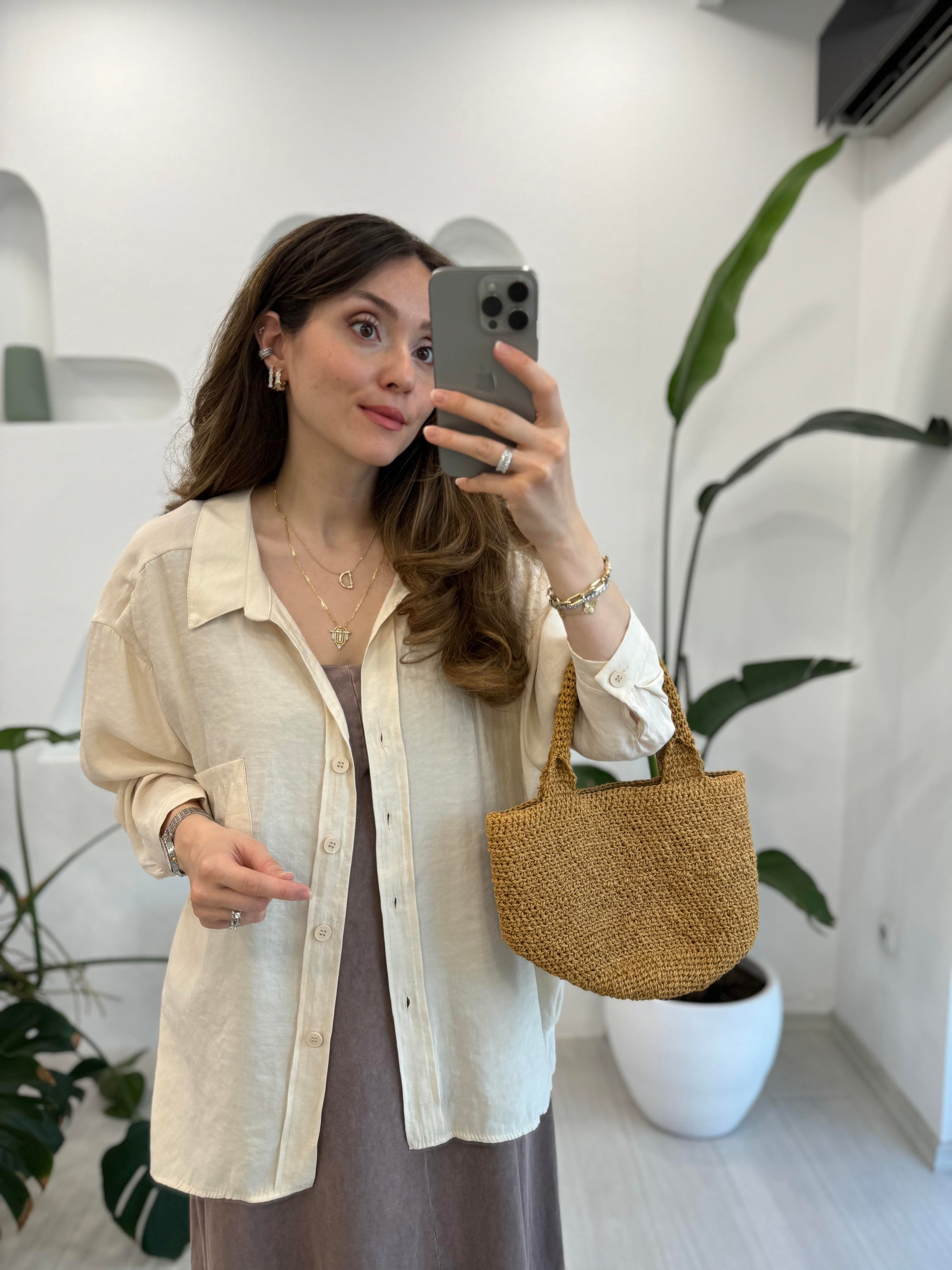 Oversized Shirts Breathable, lightweight, ideal for everyday wear